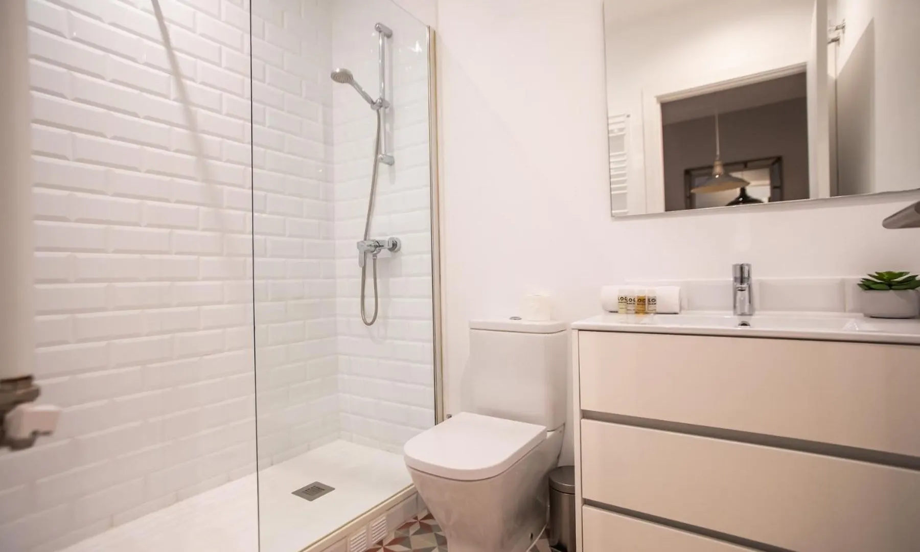 公寓 巴塞罗那B3Mal1081- New 2Br Flat With Private Terrace公寓 西班牙